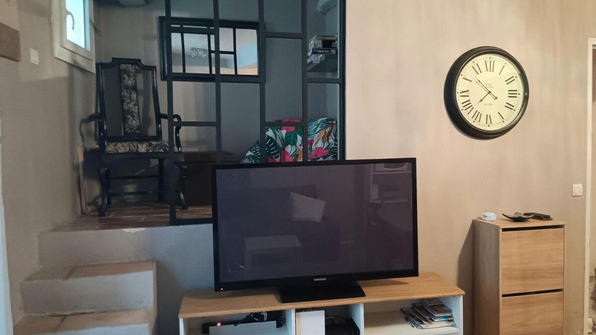 Appartement Pour 4 Personnes Dans Une Rue Tres Calme Saint-Laurent-le-Minier Exteriér fotografie