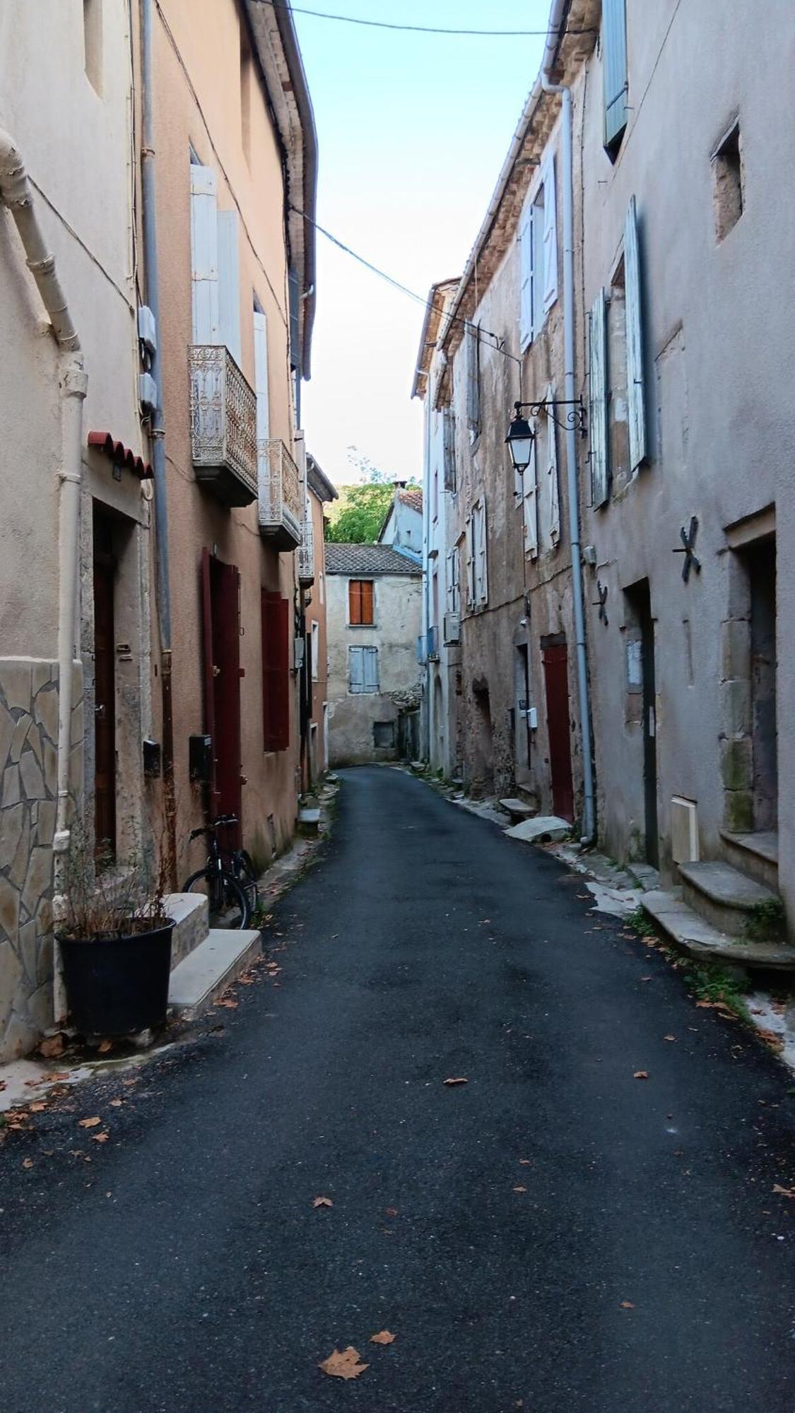 Appartement Pour 4 Personnes Dans Une Rue Tres Calme Saint-Laurent-le-Minier Exteriér fotografie
